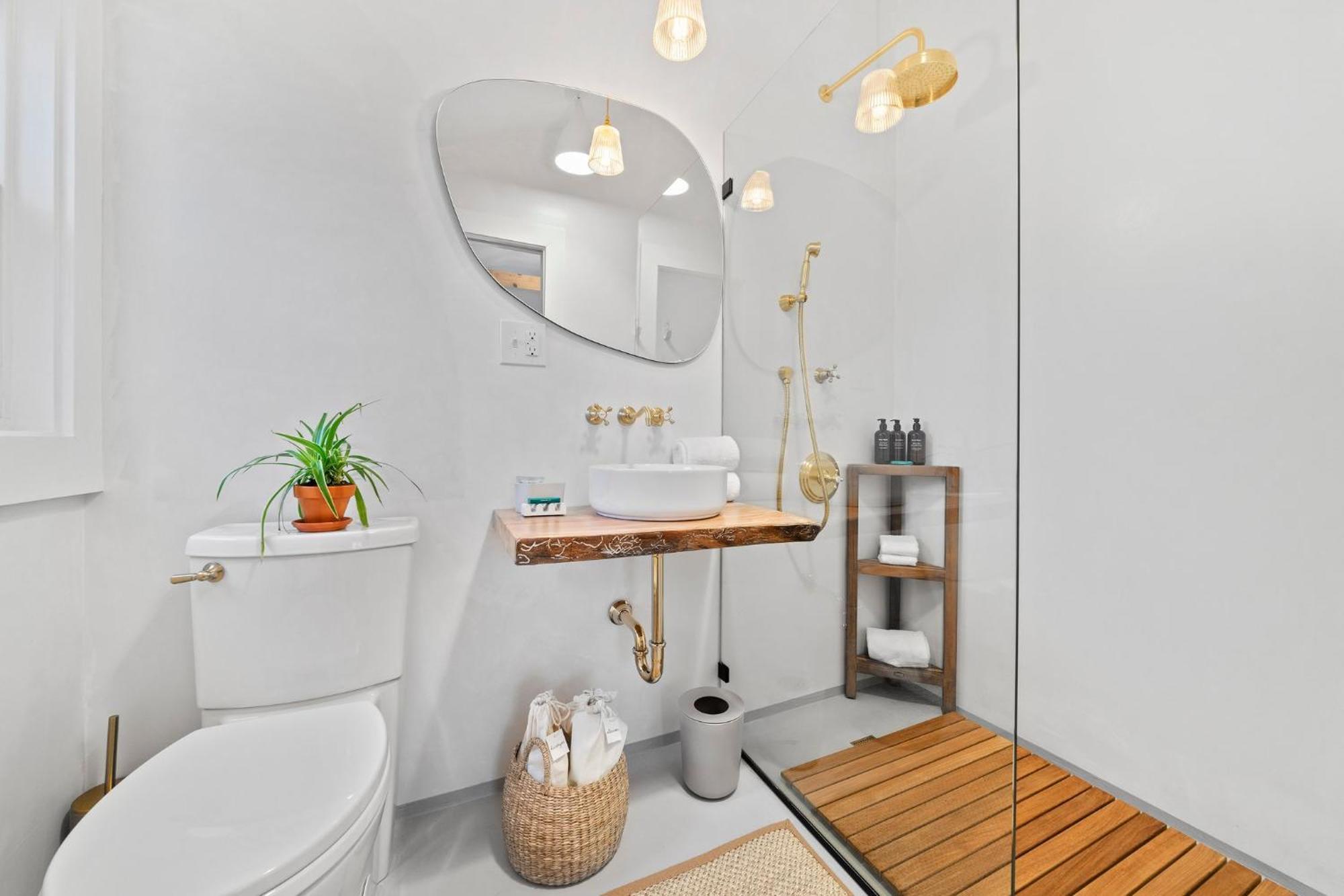 Sisu, A Boutique Motel 플리머스 외부 사진